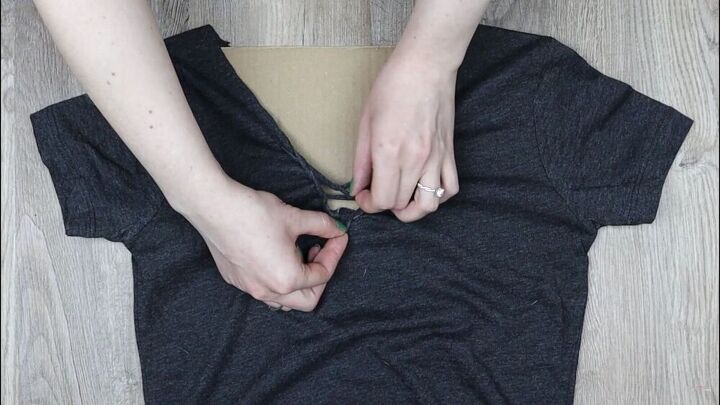 2 easy t shirt neckline cutting ideas to make intricate v necks, DIY t shirt weaving tutorial