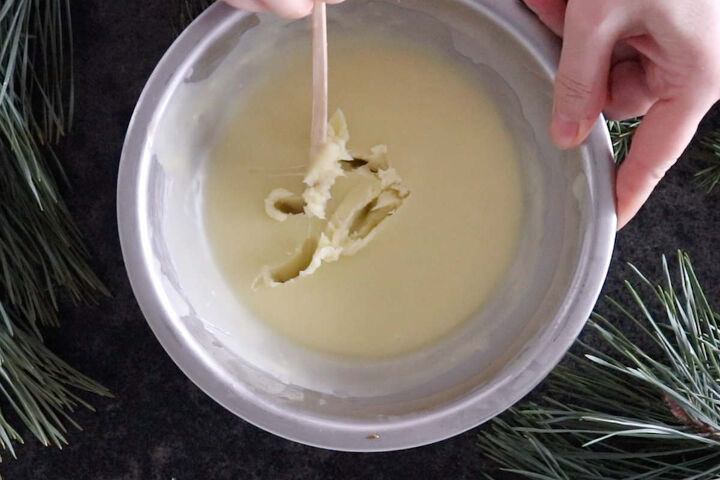 diy whipped body butter recipe for winter skincare, this is the ideal consistency for whipping