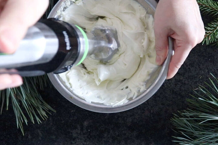 diy whipped body butter recipe for winter skincare, whipping body butter with a hand mixer