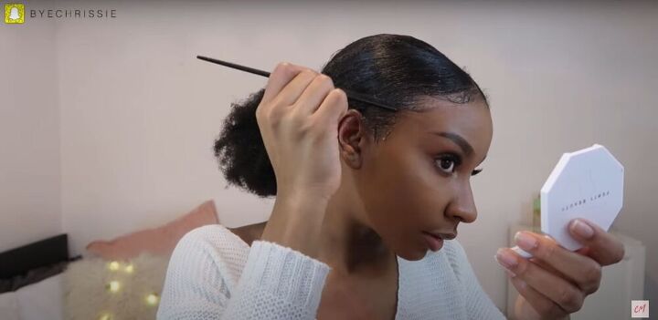 4 really quick easy natural hairstyles plus 1 that s extra, Shape your edges