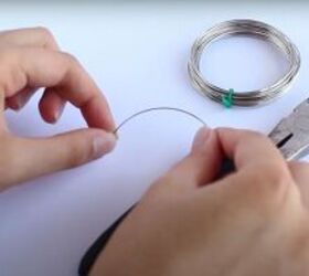 2 super unique ways to make diy bobby pin earrings, Cutting the wire