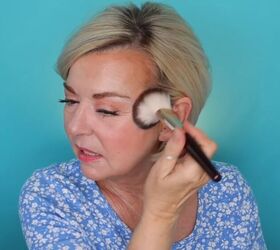 5 easy face lift makeup tips tricks for mature skin, Face lifting makeup techniques