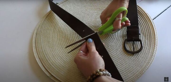 this lovely round straw bag was actually made from placemats, How to make a straw bag with leather handles
