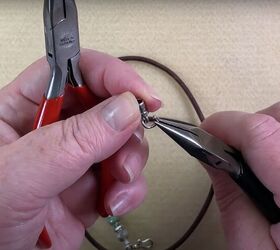 this simple tutorial makes pretty leather bracelets with beads, Connecting the ends of the leather bracelet