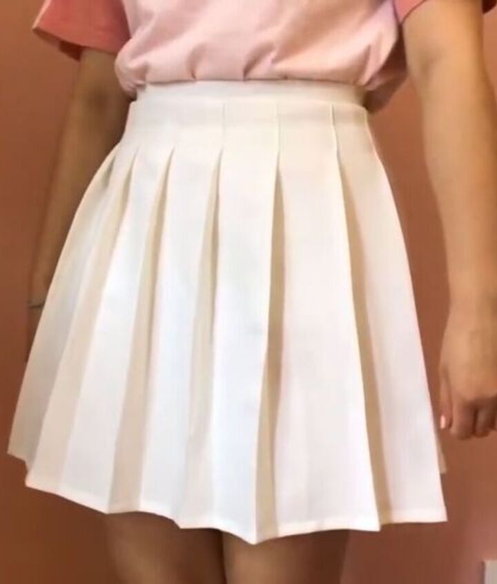 try this quick easy tutorial on how to make a pleated skirt, How to make a pleated skirt tutorial