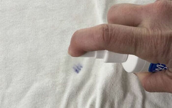 Removing Ink Stains From Your Clothes