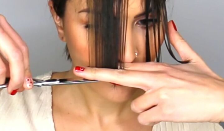 Hairdresser Hack How To Cut And Style Curtain Bangs To Look Cute Upstyle Hairdresser Hack How To Cut And Style Curtain Bangs To Look Cute Upstyle