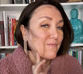 how to apply makeup with fingers tutorial for mature skin, How to contour without brushes