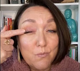 How to Apply Makeup With Fingers Tutorial for Mature Skin Upstyle