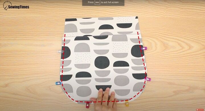 easy tutorial on how to sew a tote bag with flat bottom, How to make a tote bag with flat bottom