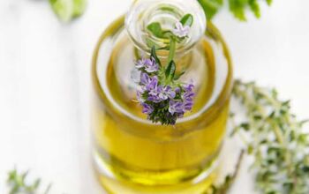 Get Glowing and Even-toned Skin Fast With This DIY Body Oil