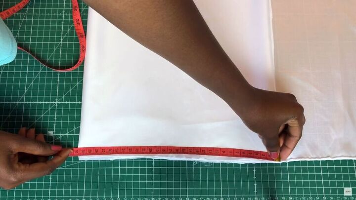 make this 85 sexy ruched crop top for only 3, Measuring the fabric