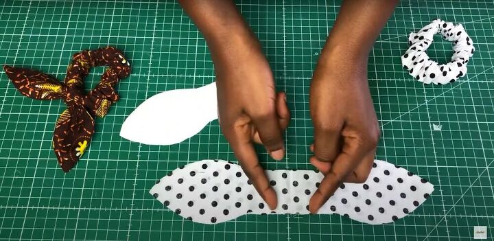 3 cute easy ways you can sew a scrunchie, Scrunchie sewing tutorial