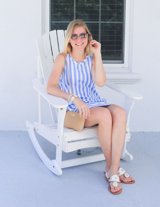 southern belle in bows and stripes