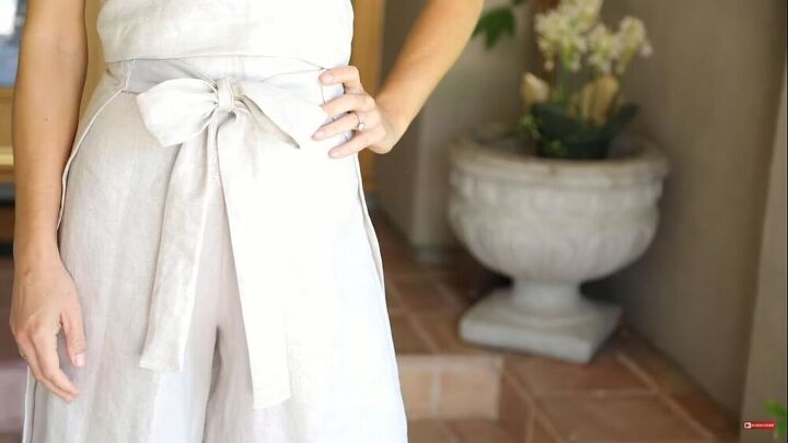 these stunning diy wrap pants look so chic in the summer, How the DIY wrap pants tie at the front