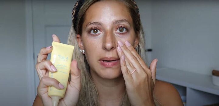this soft summer makeup tutorial gives you a guaranteed natural glow, Applying sunscreen for sun protection