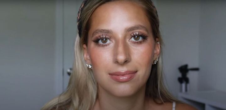 this soft summer makeup tutorial gives you a guaranteed natural glow, Soft summer makeup look