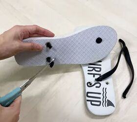 Everyone's going to be cutting the straps off their old flip-flops after seeing this crazy cute idea