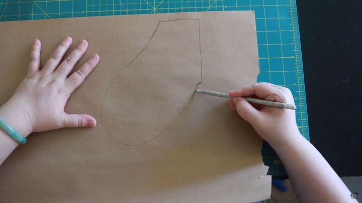how to sew hidden pockets into absolutely anything sneaky tutorial, Drawing around the DIY pocket pattern