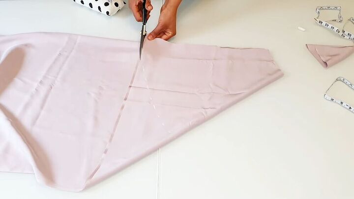 how to sew a maxi dress this elegant eid dress is great for beginners, Cutting the sleeve shapes