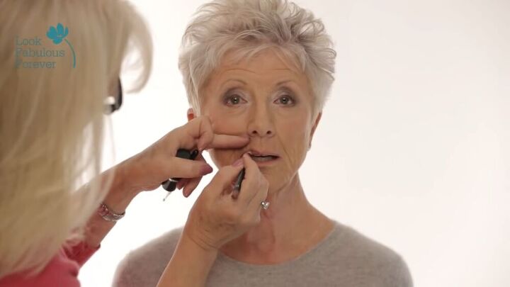 enhancing lip eye makeup for women over 60, Applying lip liner to older lips
