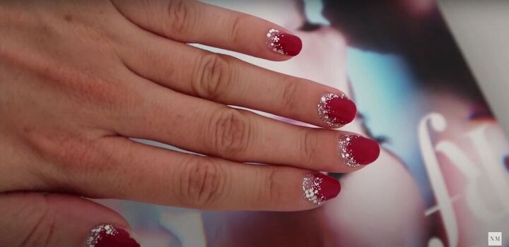 do your nails grow too fast for gel try this genius hack, Applying glitter nail polish to nail growth