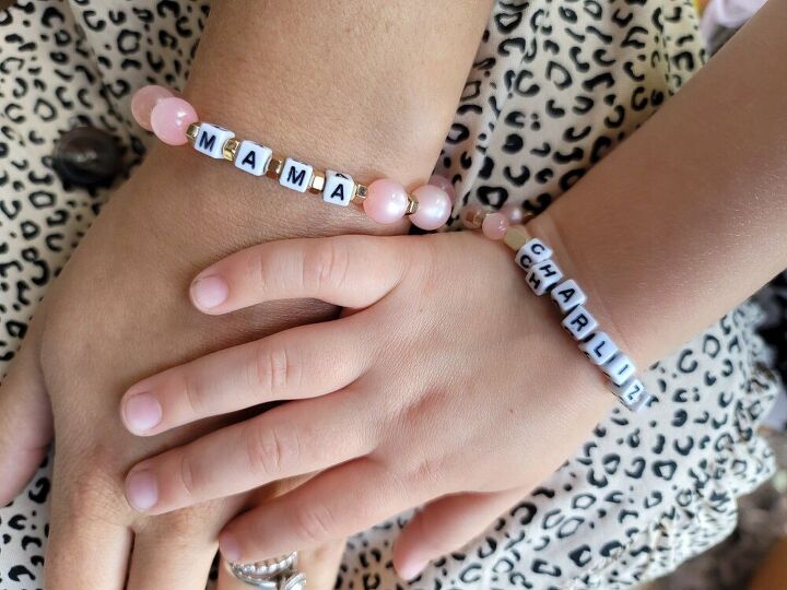personalized bracelets that all the women in your family will love