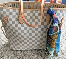 3 creative ways to use extra scraps of fabric, I tied the fabric on the strap of my tote
