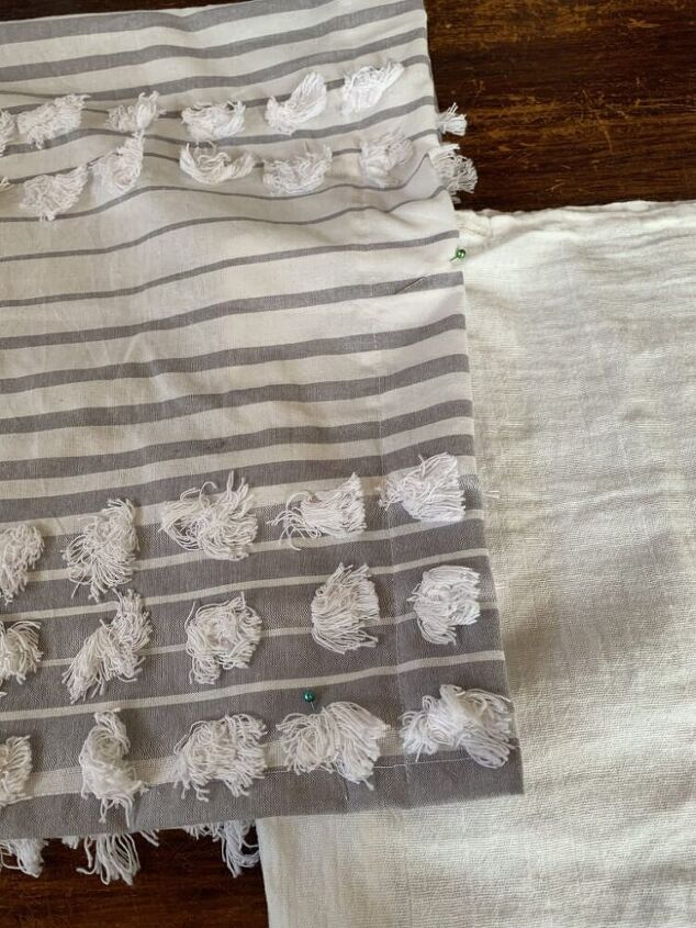 the doodle t top with 1 tablecloth and 2 tea towels easy breez