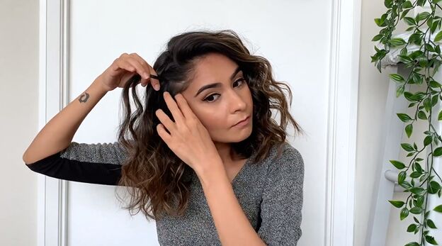 5 cute curly long bob hairstyles that are super easy to do, Braiding hair