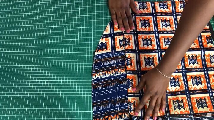 this tiered gathered skirt tutorial only requires 2 measurements, Comparing the sizes of fabric