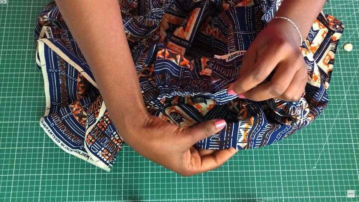 this tiered gathered skirt tutorial only requires 2 measurements, Pinning the ruffle to the skirt