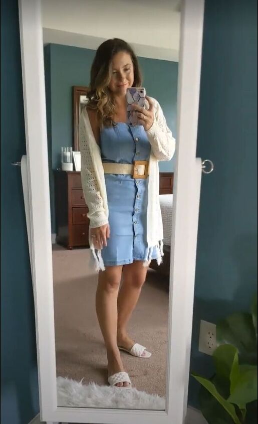 Styling a Denim Dress for Summer and Beyond | Upstyle Styling a Denim Dress for Summer and Beyond | Upstyle