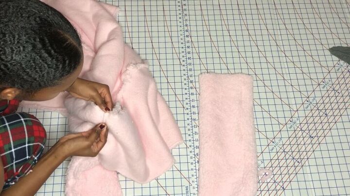 this cute diy skims cozy dupe looks just like the original, Attaching the sleeves to the cozy robe