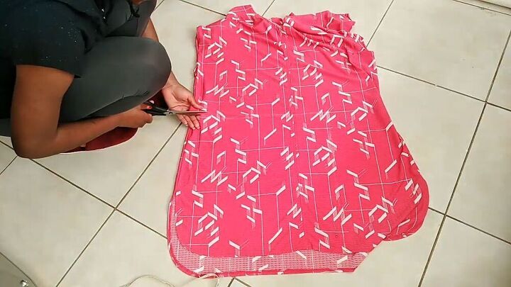 how to cut a dress into a crop top Looking for advice on modifying this dress into either a skirt, a top or crop top/skirt set! : r/sewing