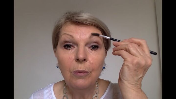5 top makeup tips for older women how to apply makeup on mature skin, Defining eyebrows for older women