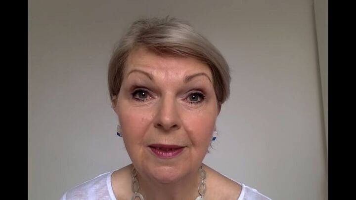 5 top makeup tips for older women how to apply makeup on mature skin, Makeup tips for mature faces