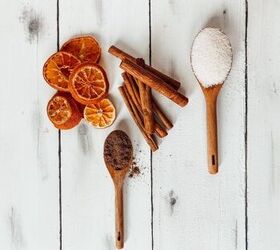 Mix all the warm scents of the season in a jar and get everyone into fall mode with this luxurious skin treat (makes an awesome gift!)