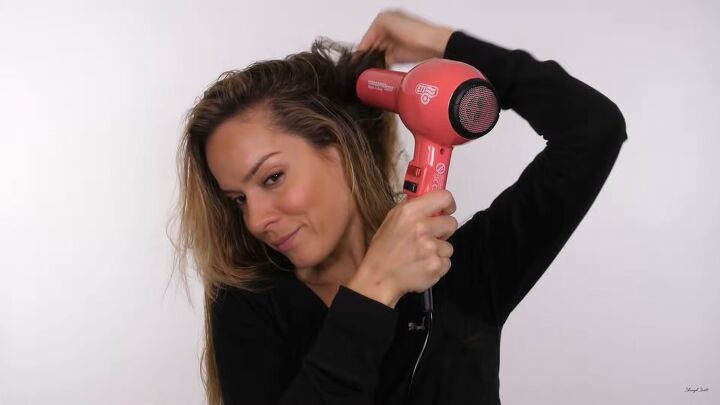 how to do easy overnight beach waves that last 3 days, Blow drying hair to 90 dry