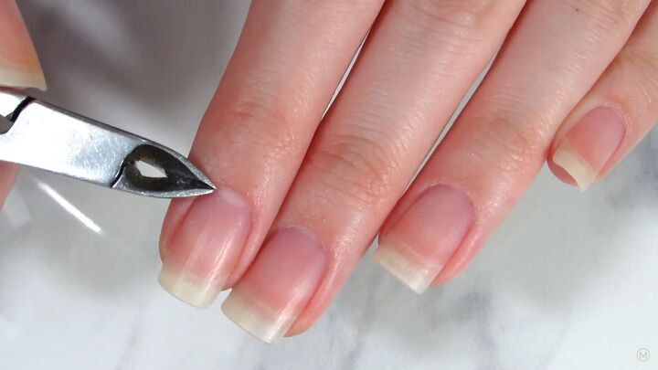 3 simple tips for how to grow long nails fast naturally, Cuticle cutting tool