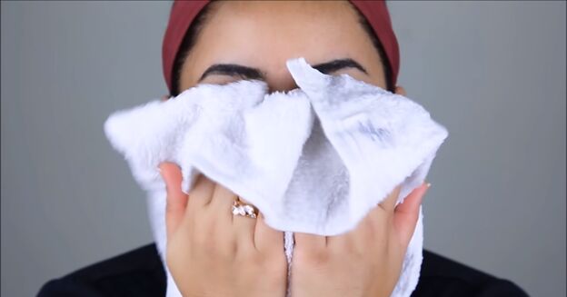 Tired of Unwanted Facial Hair? Try Facial Hair Removal Using Gelatin | Upstyle Tired of Unwanted Facial Hair? Try Facial Hair Removal Using Gelatin | Upstyle