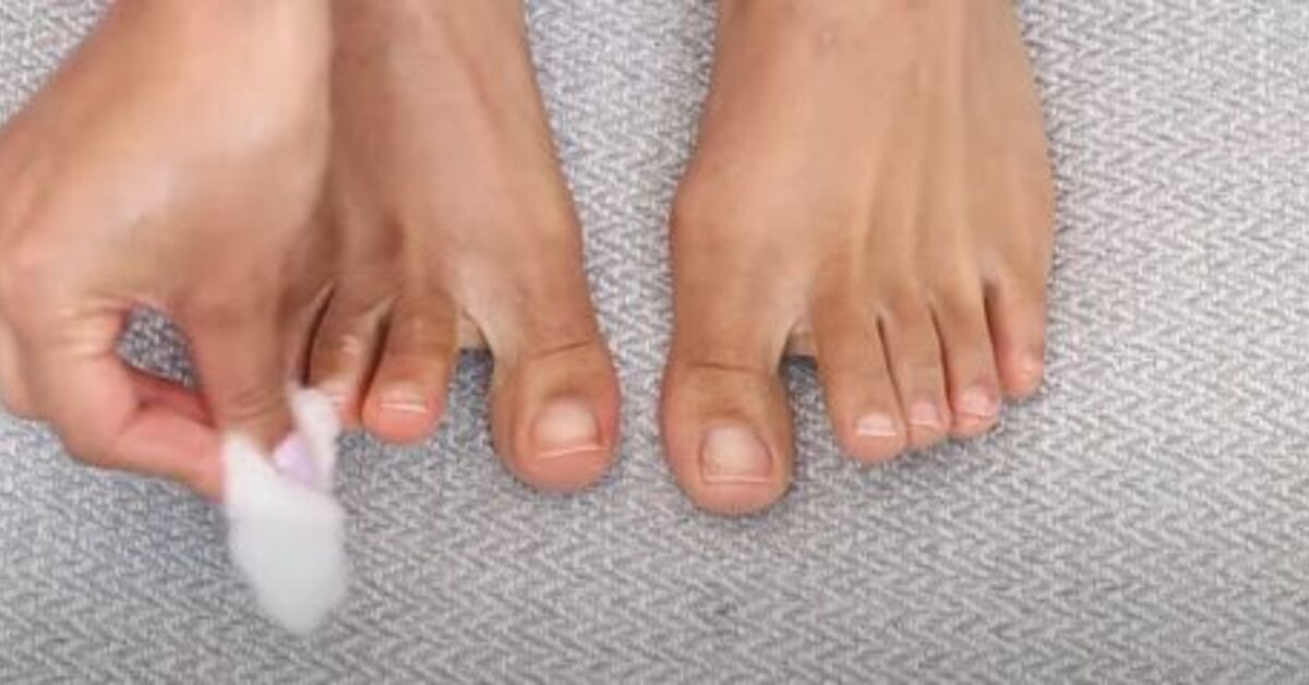 Own Toes Feet Need Some Love? Here's How to Do a Perfect Pedicure at Home | Upstyle