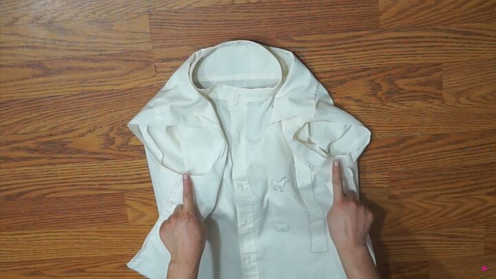 how to make a trendy diy mandarin collar top from a plain shirt, Attaching the sleeves to the top