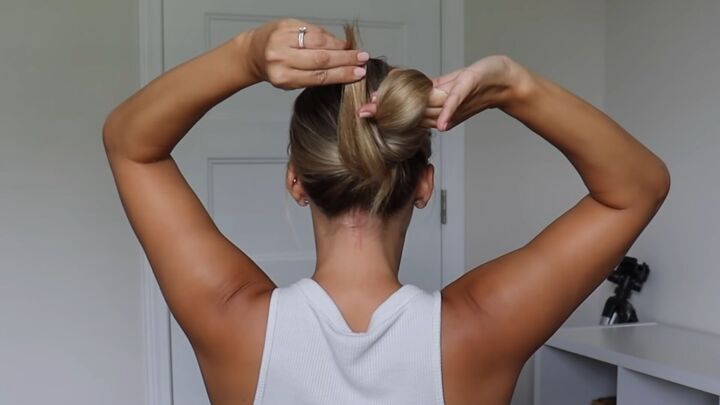 how to tie your hair without a hair tie 4 different cute ways, Wrapping the hair around itself