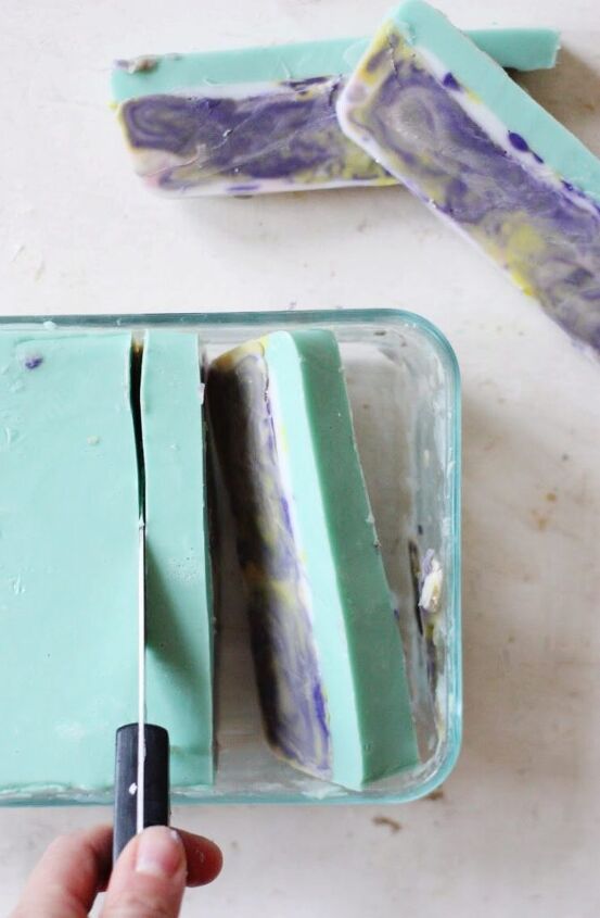 diy layered soap with essential oils