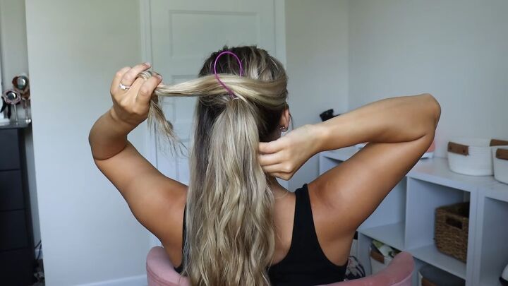 5 unique ponytails you can easily make with the topsy tail tool, Inserting hair into the Topsy Tail