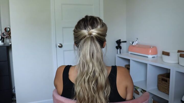 5 unique ponytails you can easily make with the topsy tail tool, Topsy Tail hairstyle