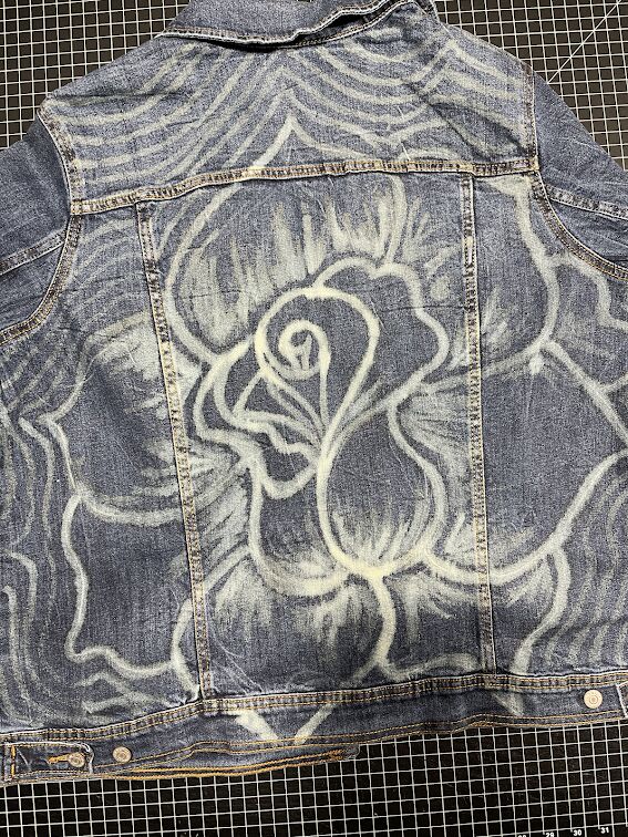 Bleach Jacket Examples DIY Bleached Denim Jacket | Upstyle