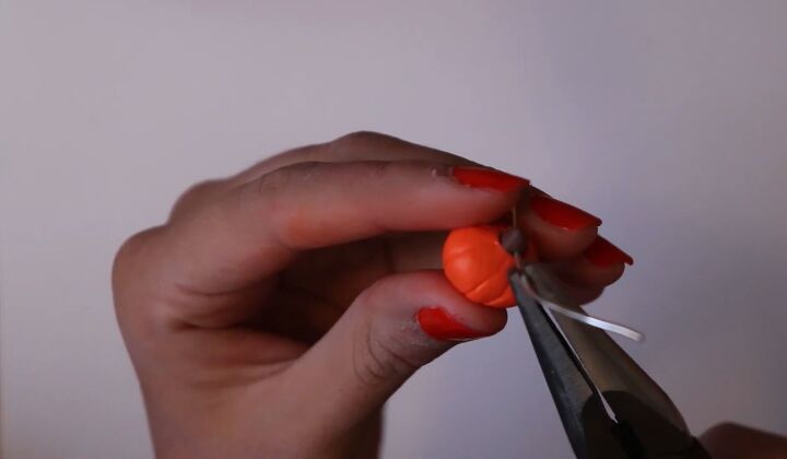 4 easy polymer clay halloween ideas for cute but spooky earrings, How to make Halloween pumpkin earrings