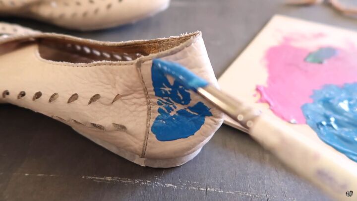 how to stretch shoes easily paint them for a whole new look, Applying paint to the shoes